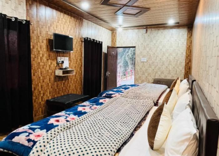 Dev Bhoomi Resort
