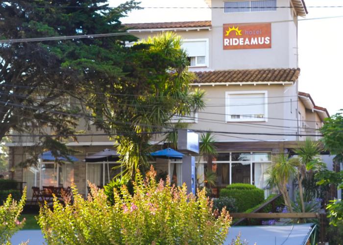 Hotel Rideamus