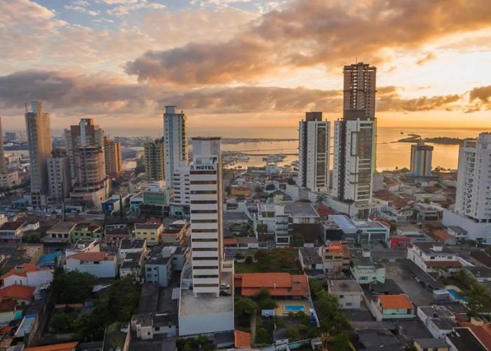 Innovare Slim Hotel Itajaí