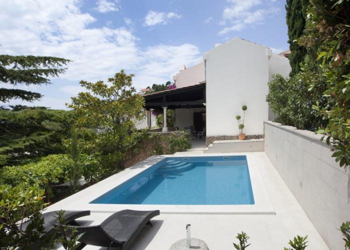 Skalinada Baška Voda Villa