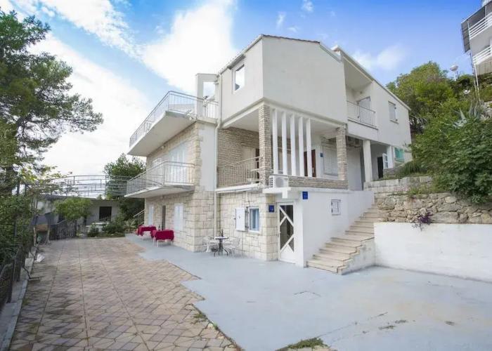 Apartmani Villa Dvorski