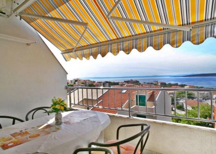 Sea View Apartment Studio for 2-3 People - Close to Commodities