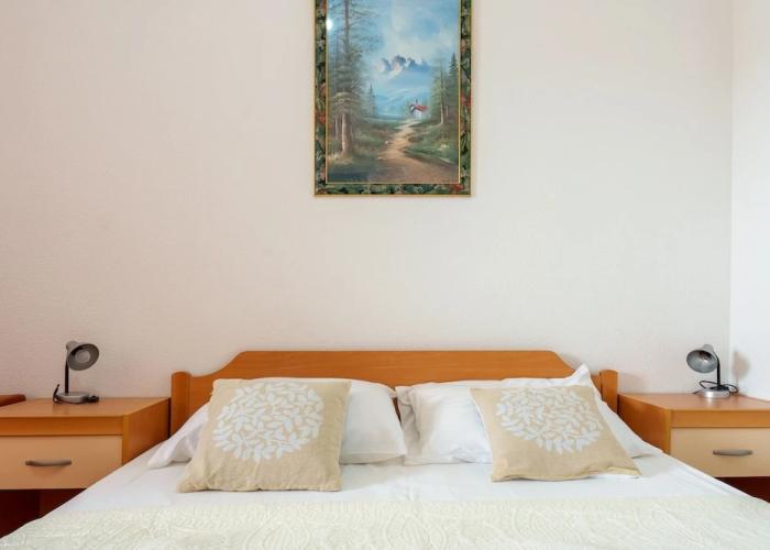 Sea View Apartment Studio for 2-3 People - Close to Commodities