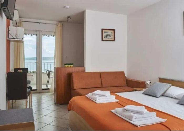 Apartment Studio With Sea View for 2-3 People