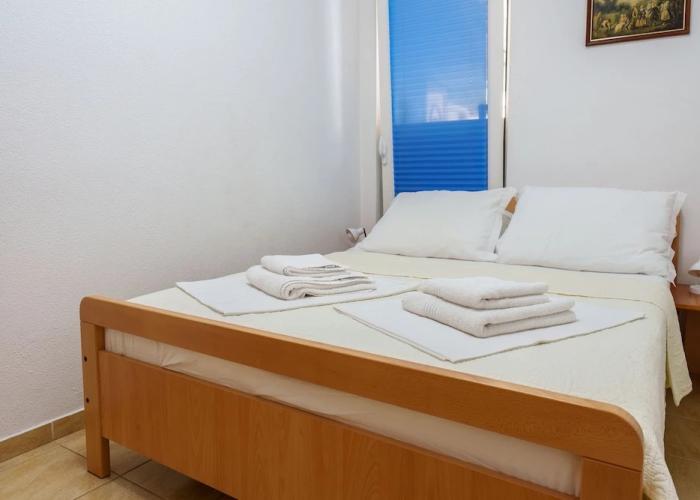 Sea View Apartment for 2-3 People - Family