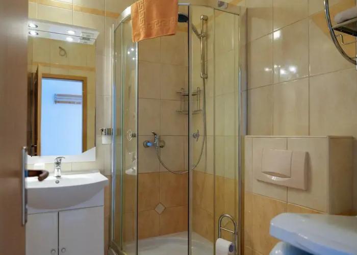 Sea View Apartment for 2-3 People - Family