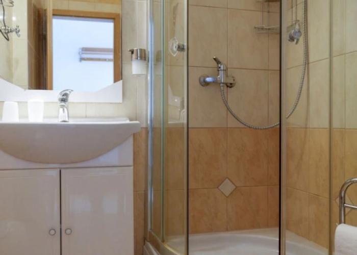 Sea View Apartment for 2-3 People - Family