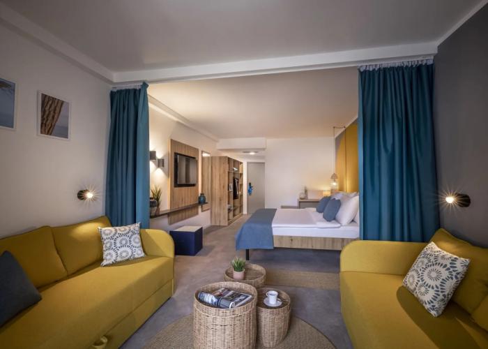 Sunny Baška Hotel by Valamar, ex Corinthia