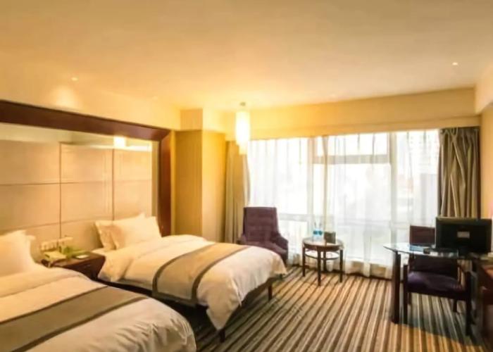 Jinlong Hotel