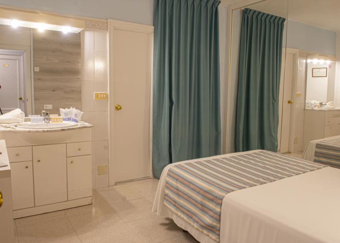 Hostal Sa Paissa - Adults Only