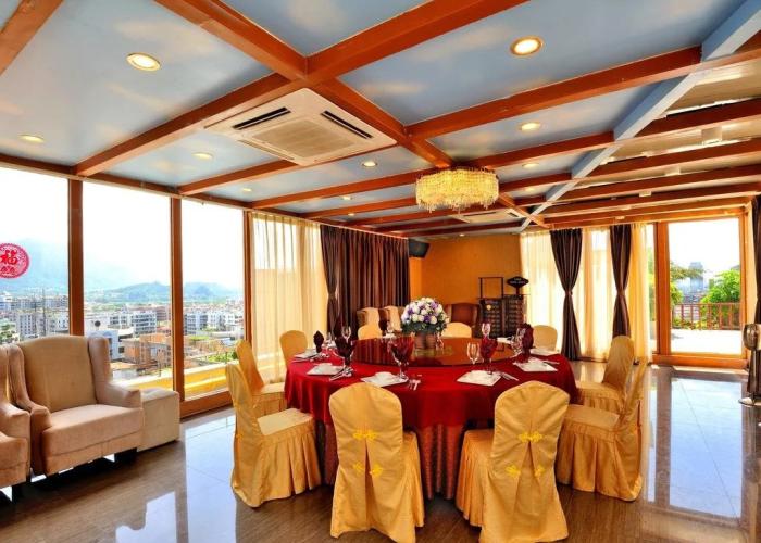 Zhaoqing International Grand Hotel