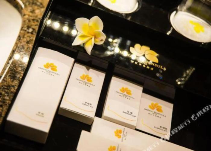 Hejiang Peninsula Hotel
