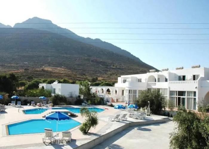 Eristos Beach Hotel