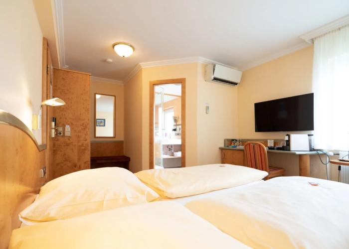 Hotel Adler