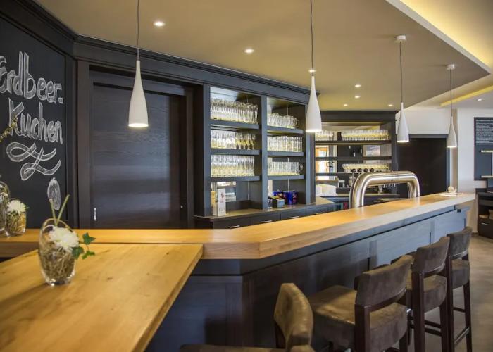 Landgasthof & Land-gut-Hotel Zur Rose