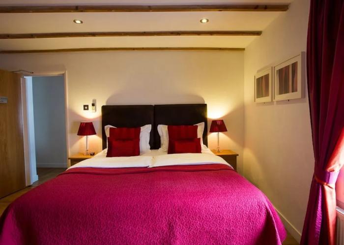 Bath House Hotel
