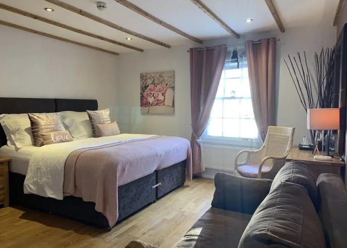 Bath House Hotel