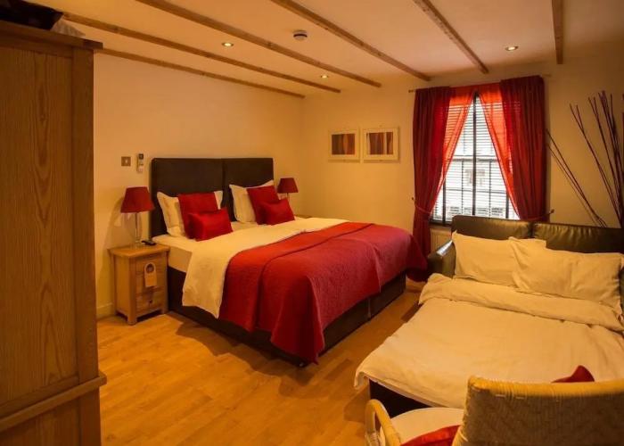 Bath House Hotel