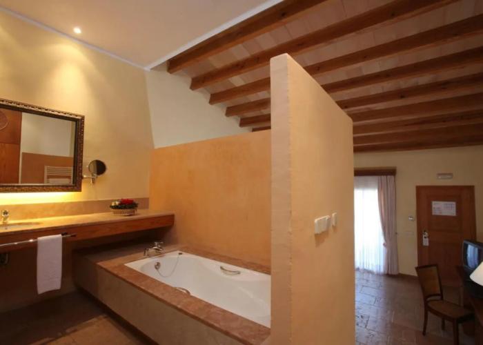 Pula Suites Boutique Resort