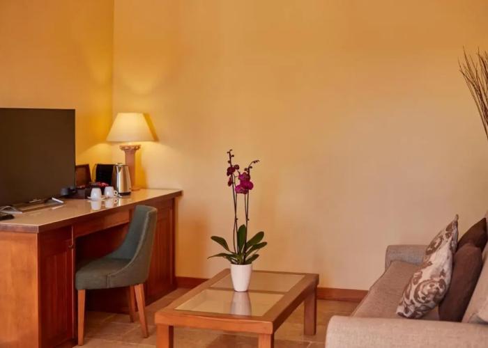 Pula Suites Boutique Resort