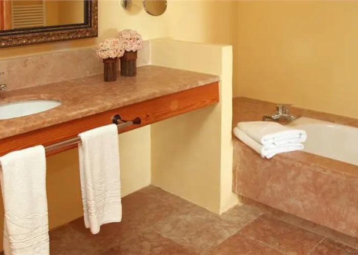Pula Suites Boutique Resort