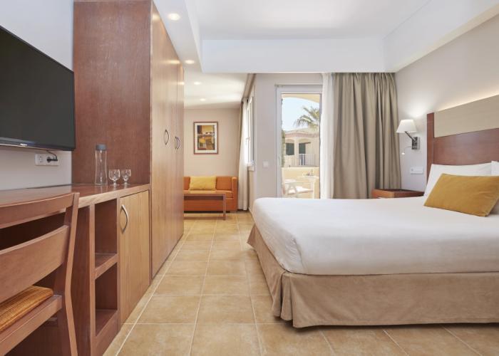 Universal Grand León & Spa