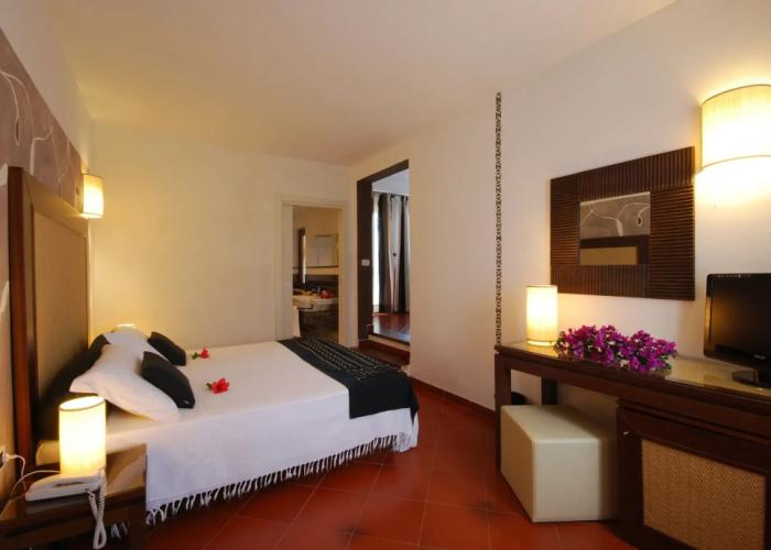 Cala Rosa Club Hotel