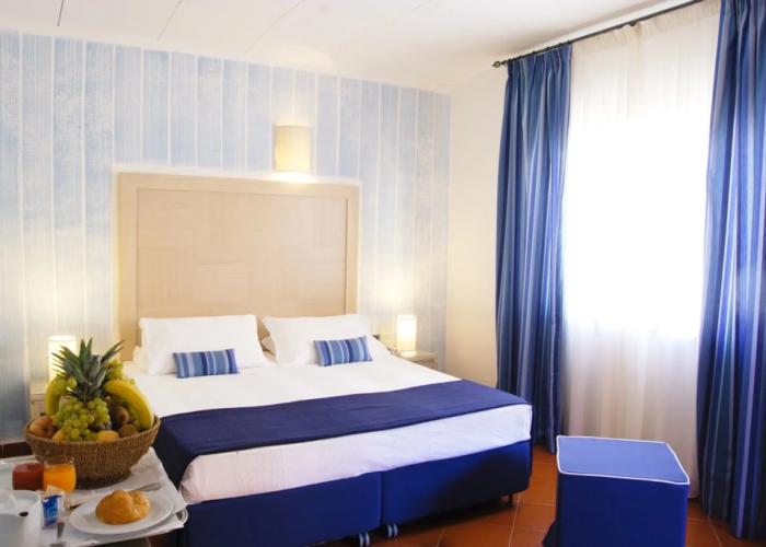 Cala Rosa Club Hotel