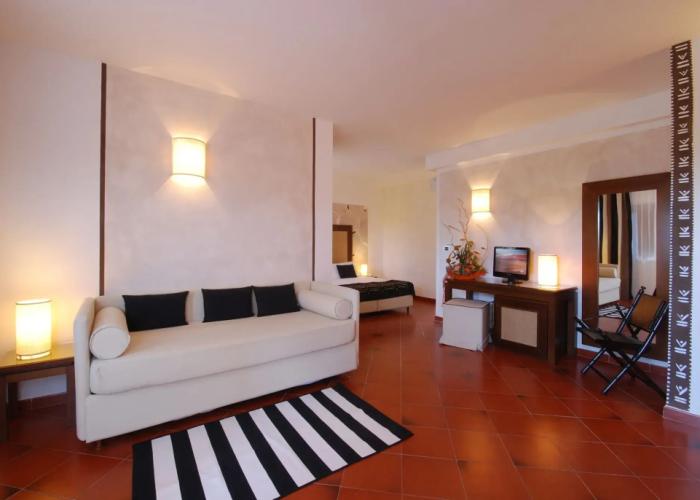 Cala Rosa Club Hotel