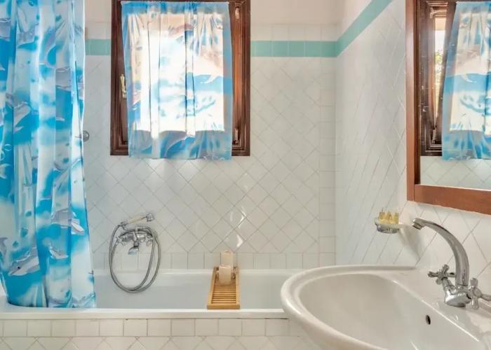 Graziose Ville con A.C e piscina comune