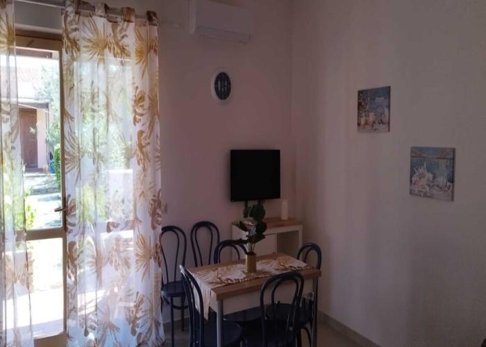 Dimora Oleandro 50m From Beach