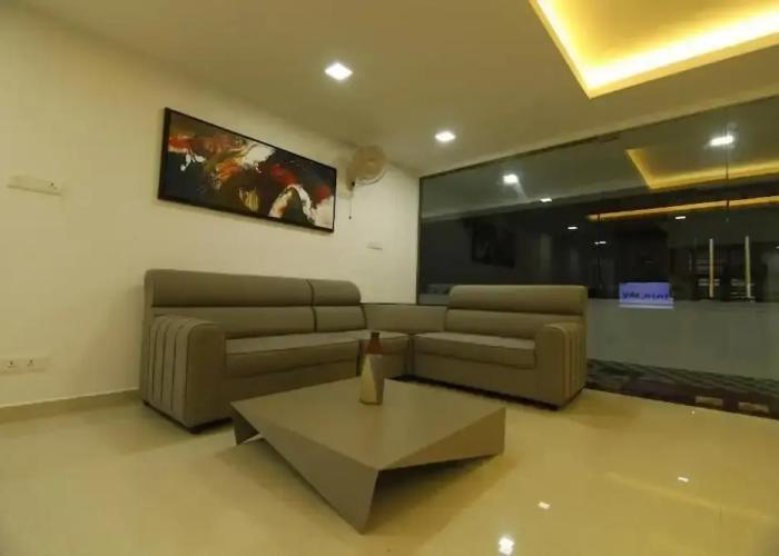 Chandra Inn