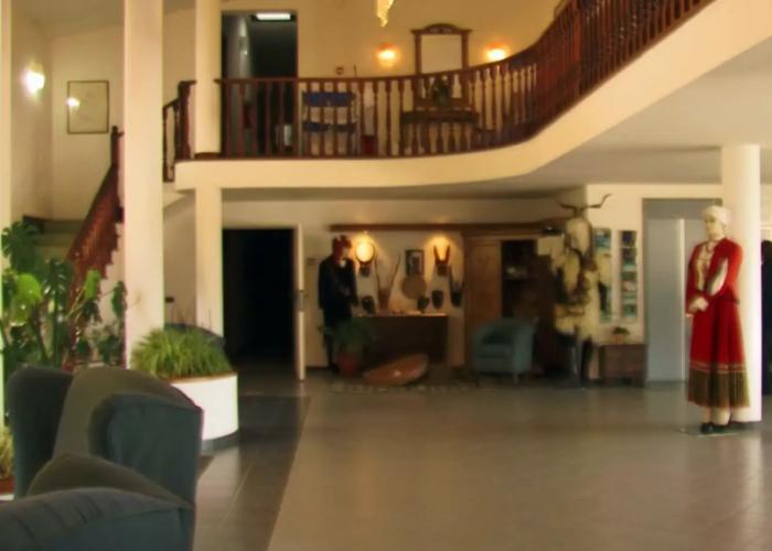 Pausania Inn