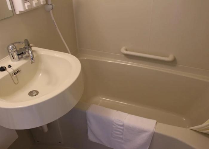 Toyoko Inn Saitama Iwatsuki Ekimae