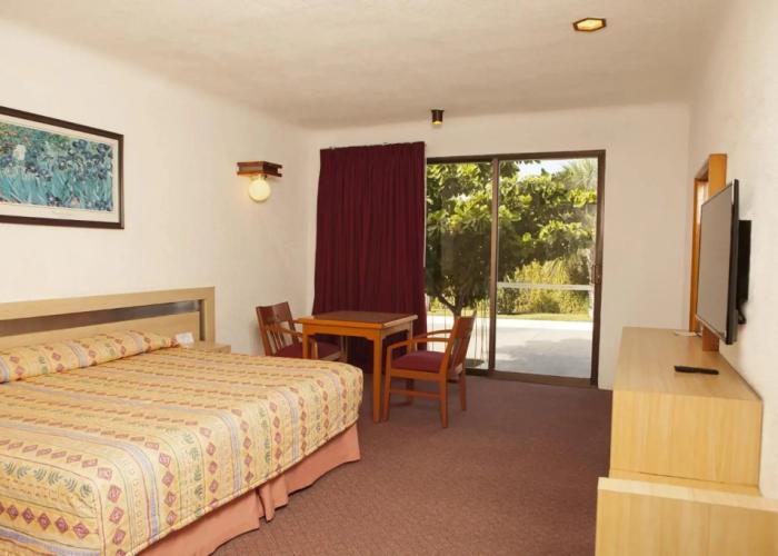 Hotel Paradise Inn