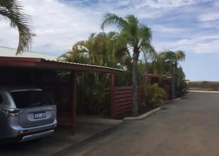 Carnarvon Central Apartments