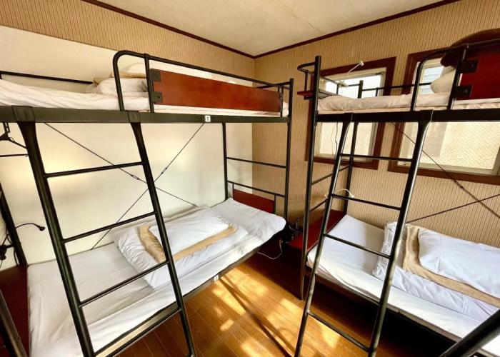 Iza Kamakura Guest House & Bar - Hostel