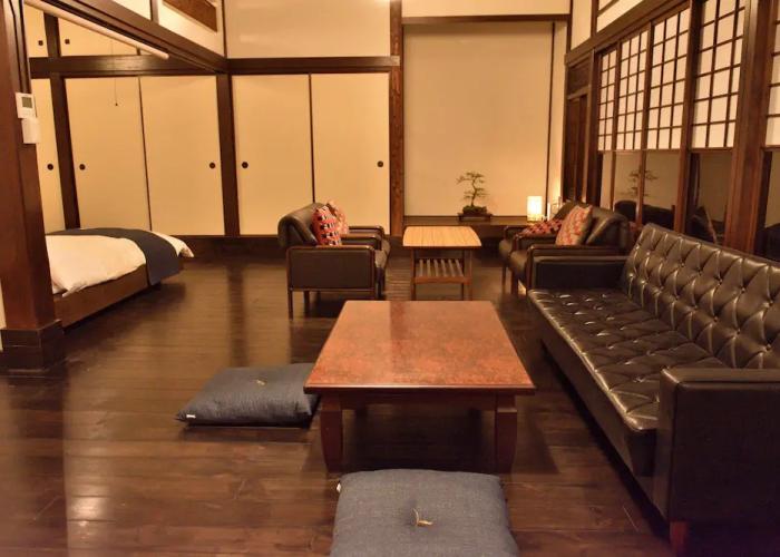Kohaku AMBER Kamakura Zaimokuza