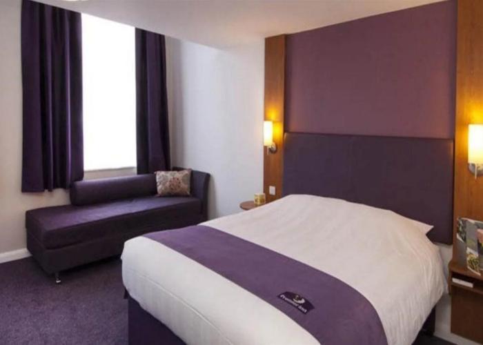 Premier Inn Cardiff West