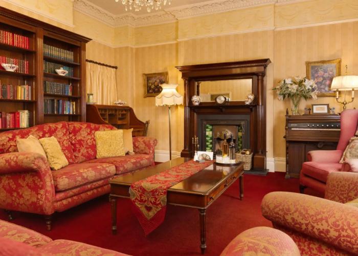 Lincoln House Hotel