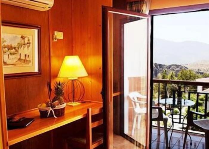 Hotel Alcadima