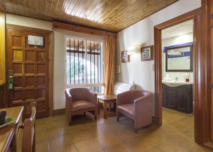 Hotel Alcadima