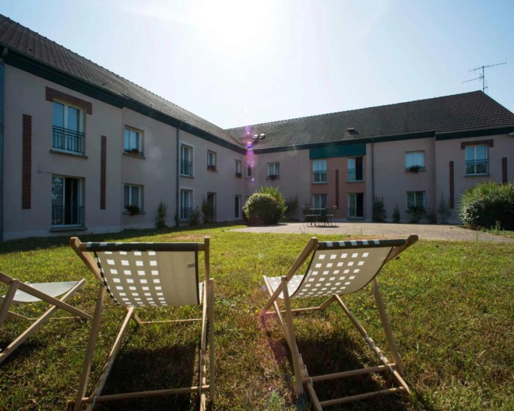 Brit Hotel Du Perche