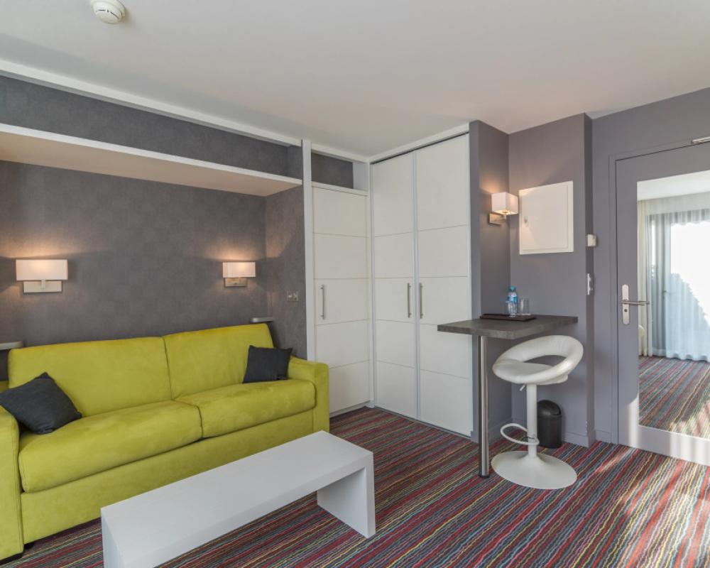 Logis Hotel Domaine du Moulin Cavier