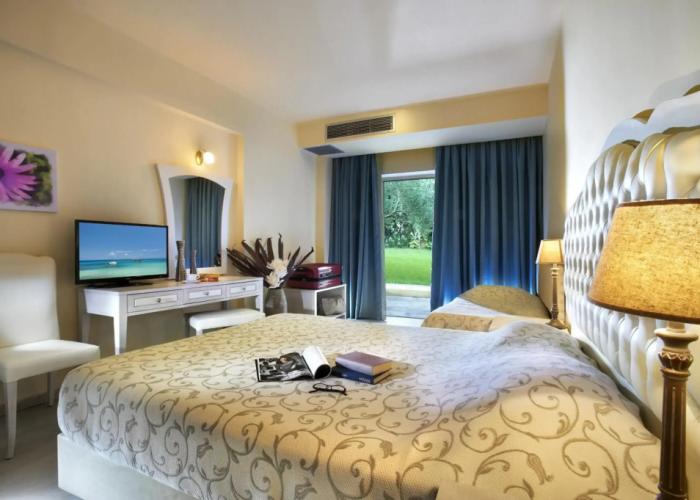 Portes Beach Hotel