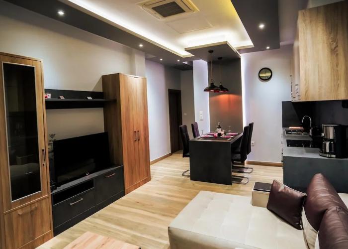 Charming 1-bed Apartment in Nea Moudania