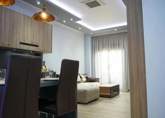 Charming 1-bed Apartment in Nea Moudania