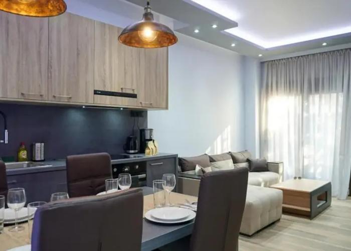 Charming 1-bed Apartment in Nea Moudania