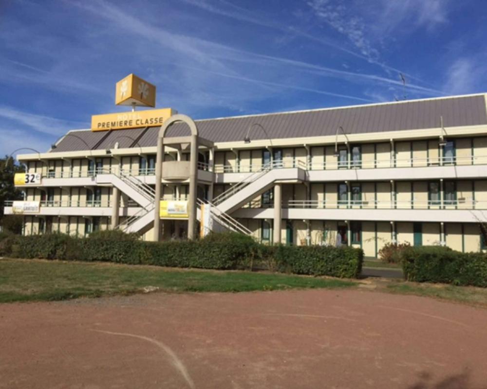 Premiere Classe Niort Est - La Crèche