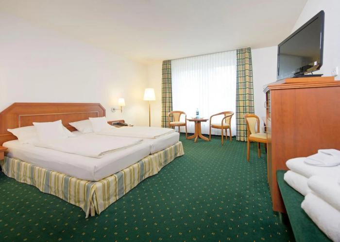 Maifeld Sport- und Tagungshotel